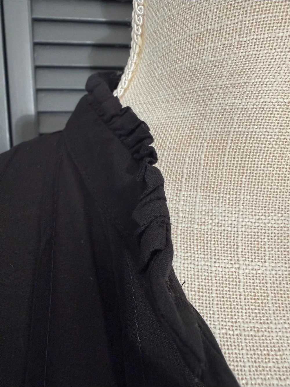 MANGO (MNG) Black Ruffle Neck Pleated Mini Dress / Tunic Sz S Semi-Sheer Boho